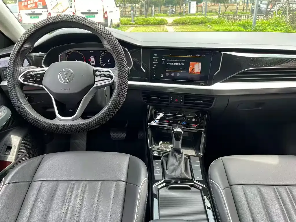 Volkswagen Passat — фото 7