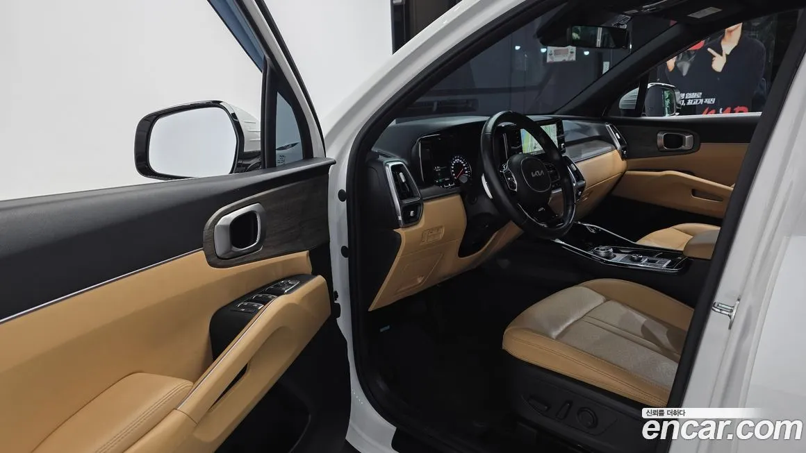 Kia Sorento — фото 6