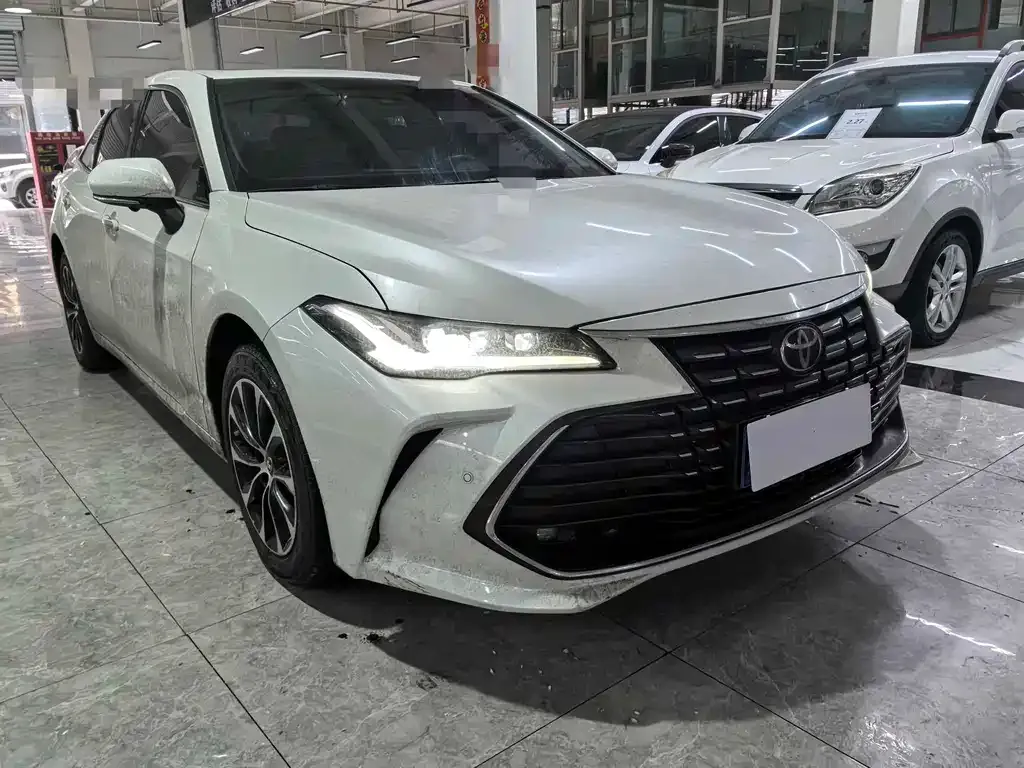 Toyota Avalon 2023 из CN, фото 8