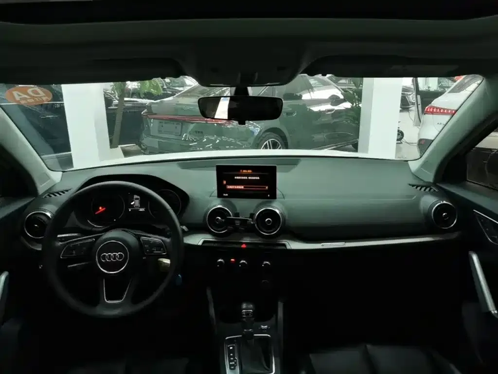 Audi Q2L 2021 из CN, фото 4