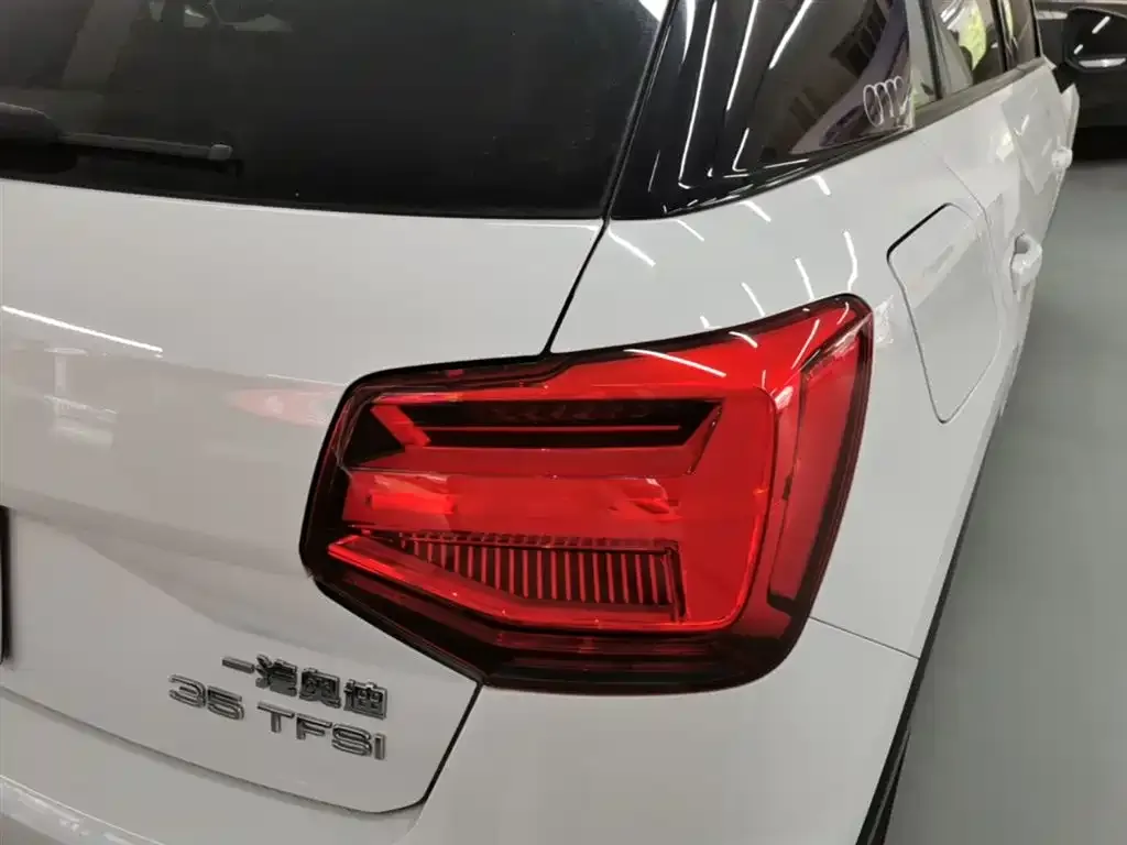 Audi Q2L 2021 из CN, фото 7