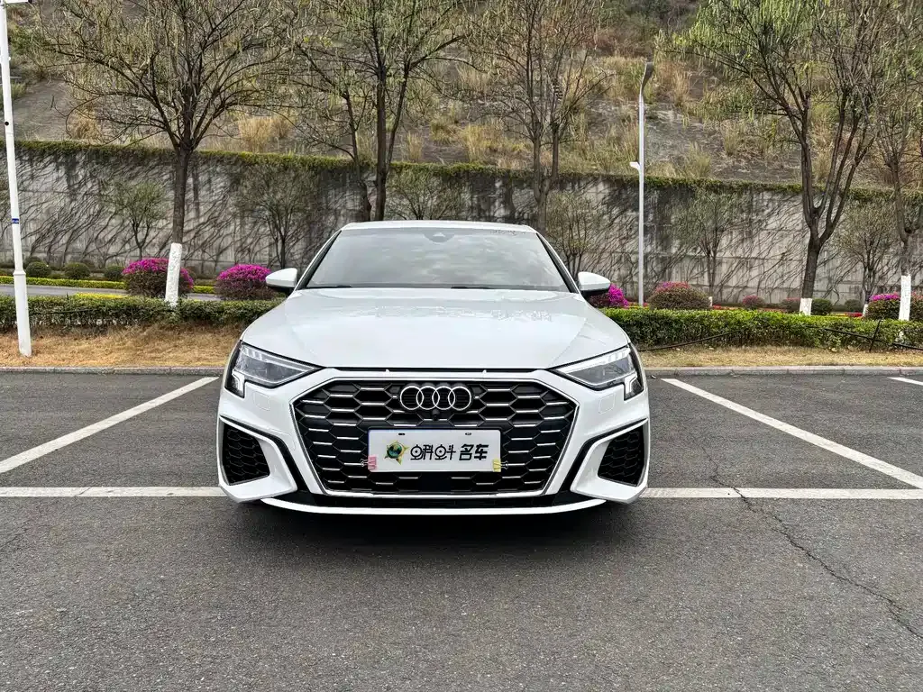 Audi A3 — фото 2