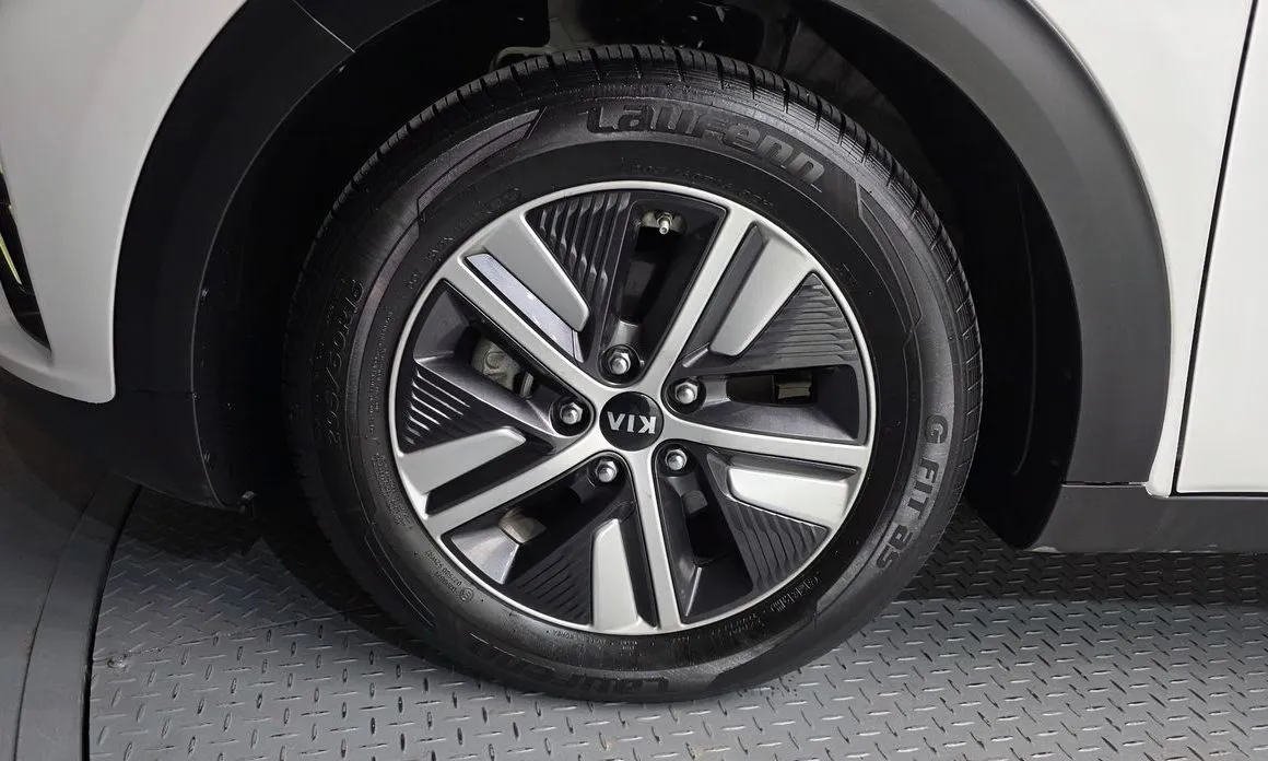 Kia Niro 2021 из KR, фото 8