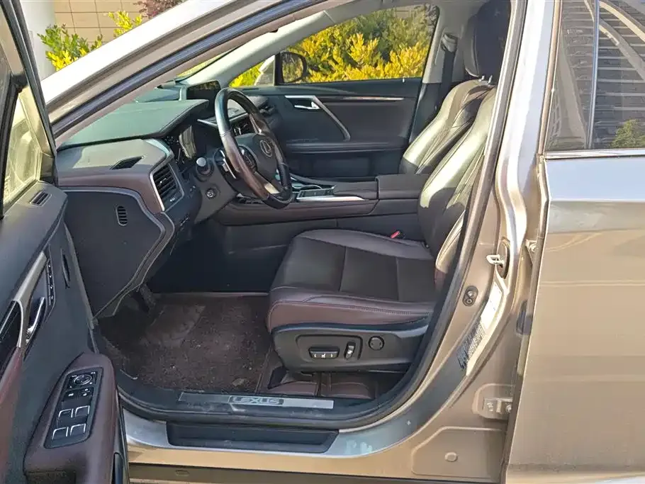 Lexus RX — фото 2