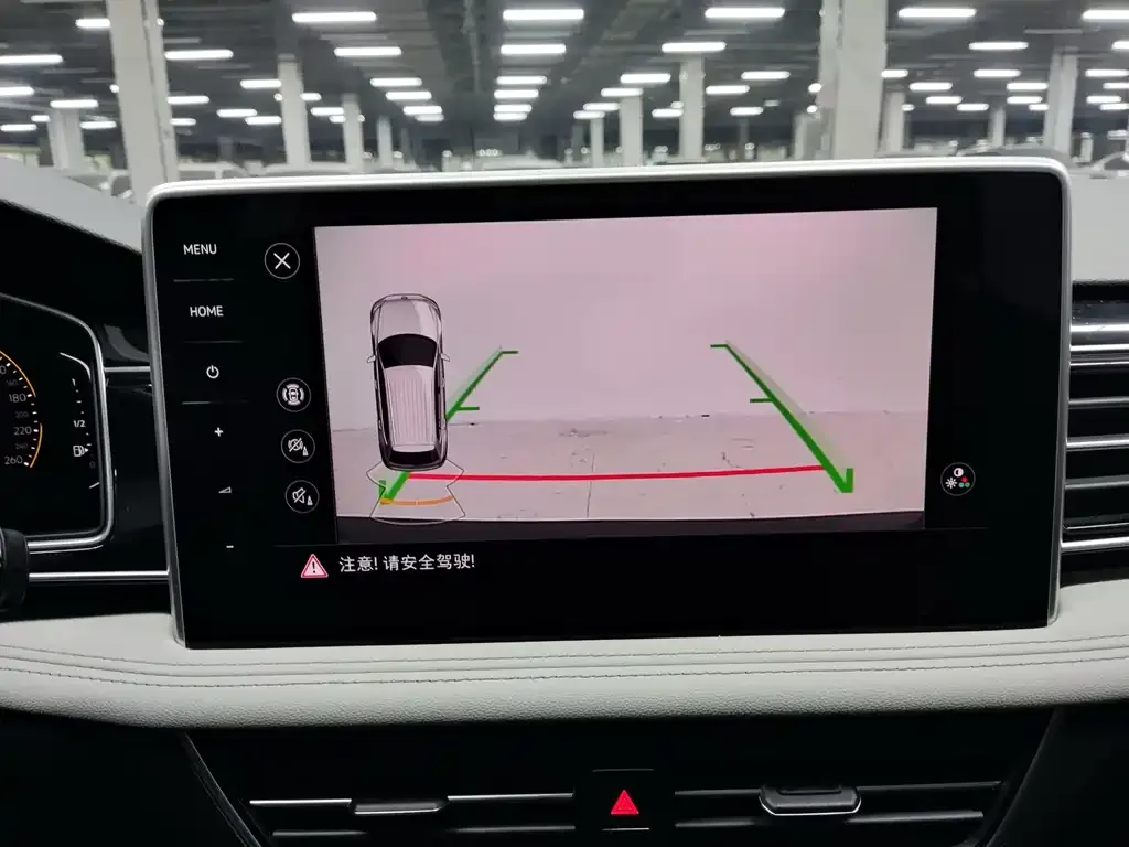 Volkswagen Tiguan L 2022 из CN, фото 2