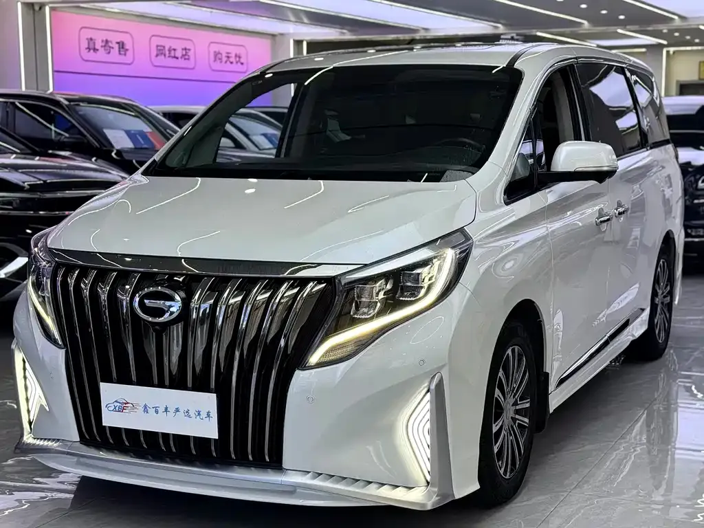 GAC Motor Trumpchi M8 — фото 1