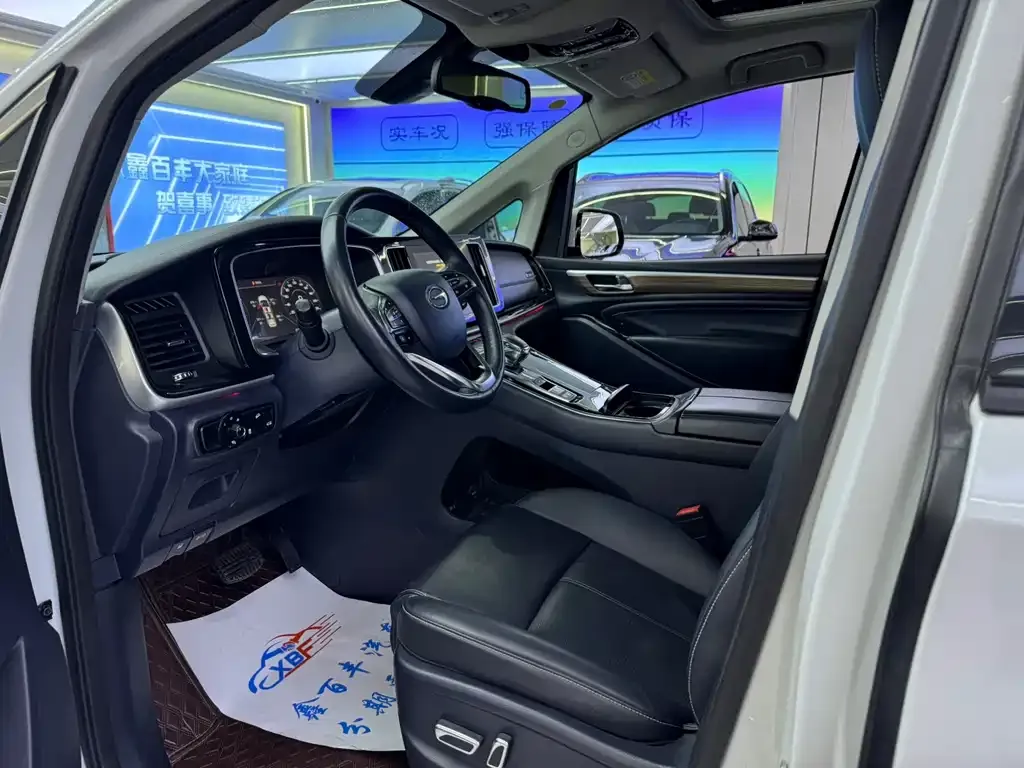 GAC Motor Trumpchi M8 — фото 2