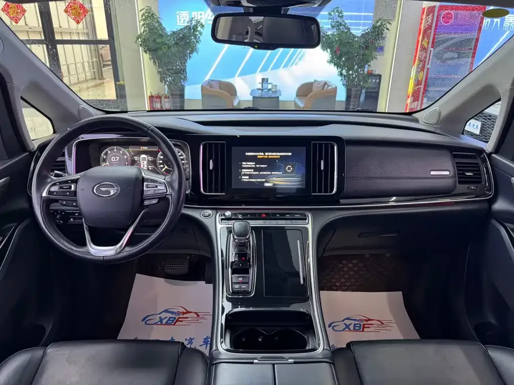 GAC Motor Trumpchi M8 — фото 3