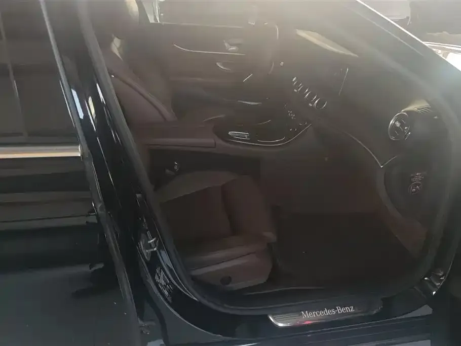 Mercedes-Benz E-Class New Energy — фото 3