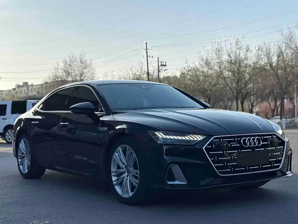 Audi A7L — фото 2