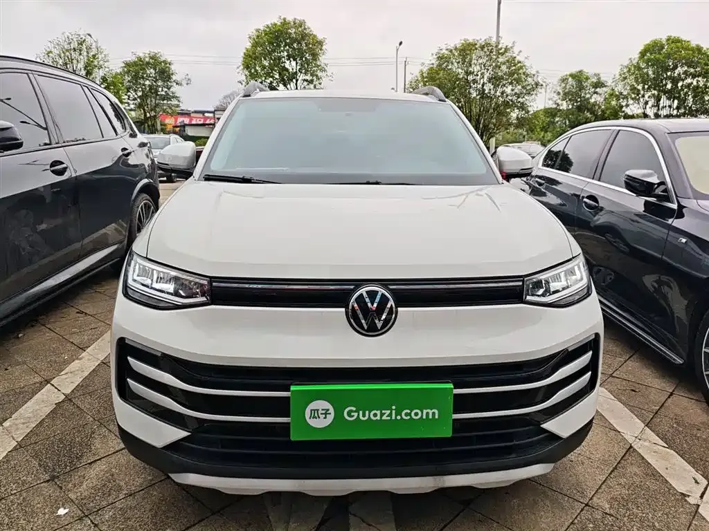 Volkswagen Tharu — фото 2