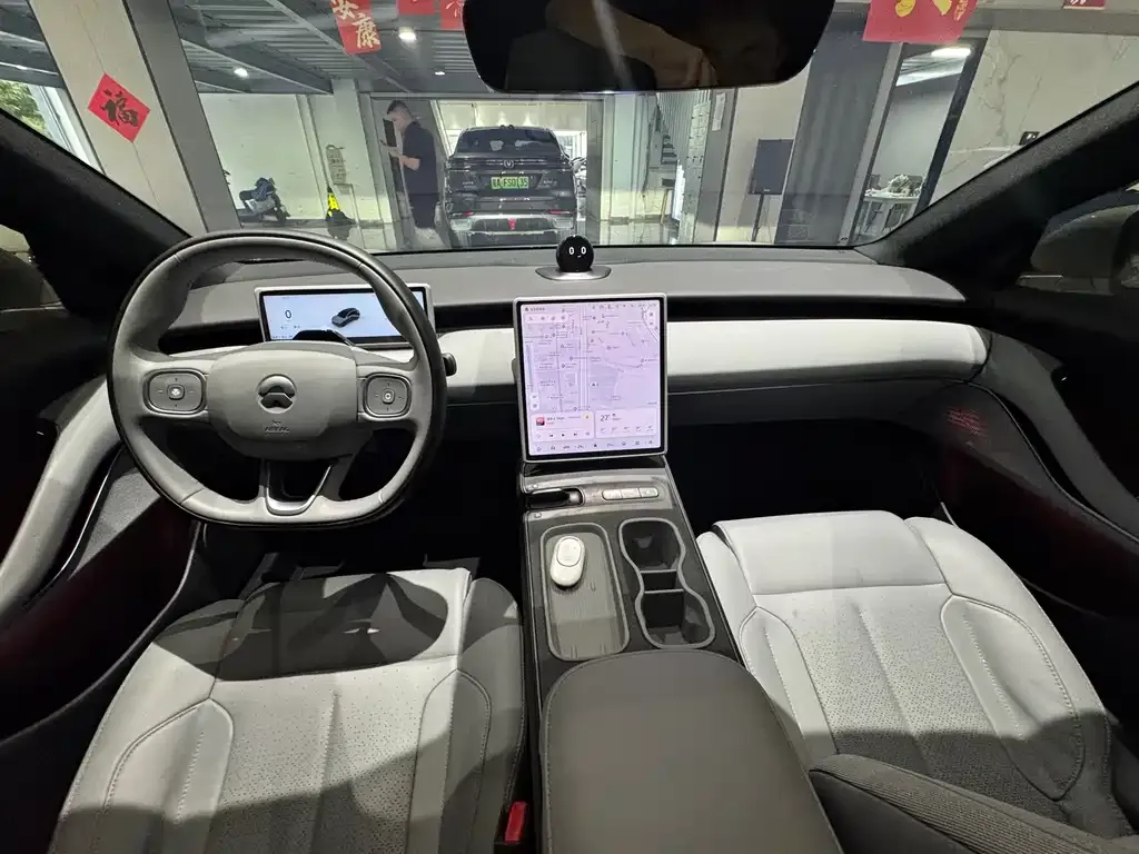 NIO ET5T 2024 из CN, фото 9