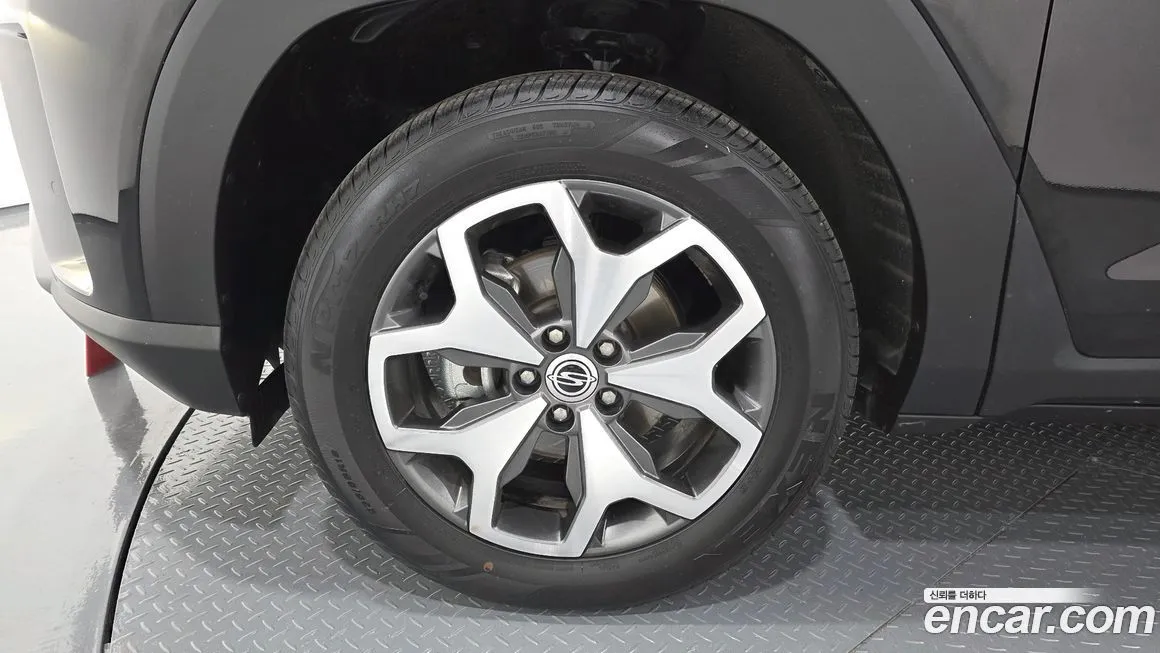 KG Mobility (Ssangyong) Torres — фото 10