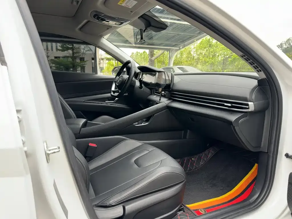 Hyundai Elantra 2022 из CN, фото 6