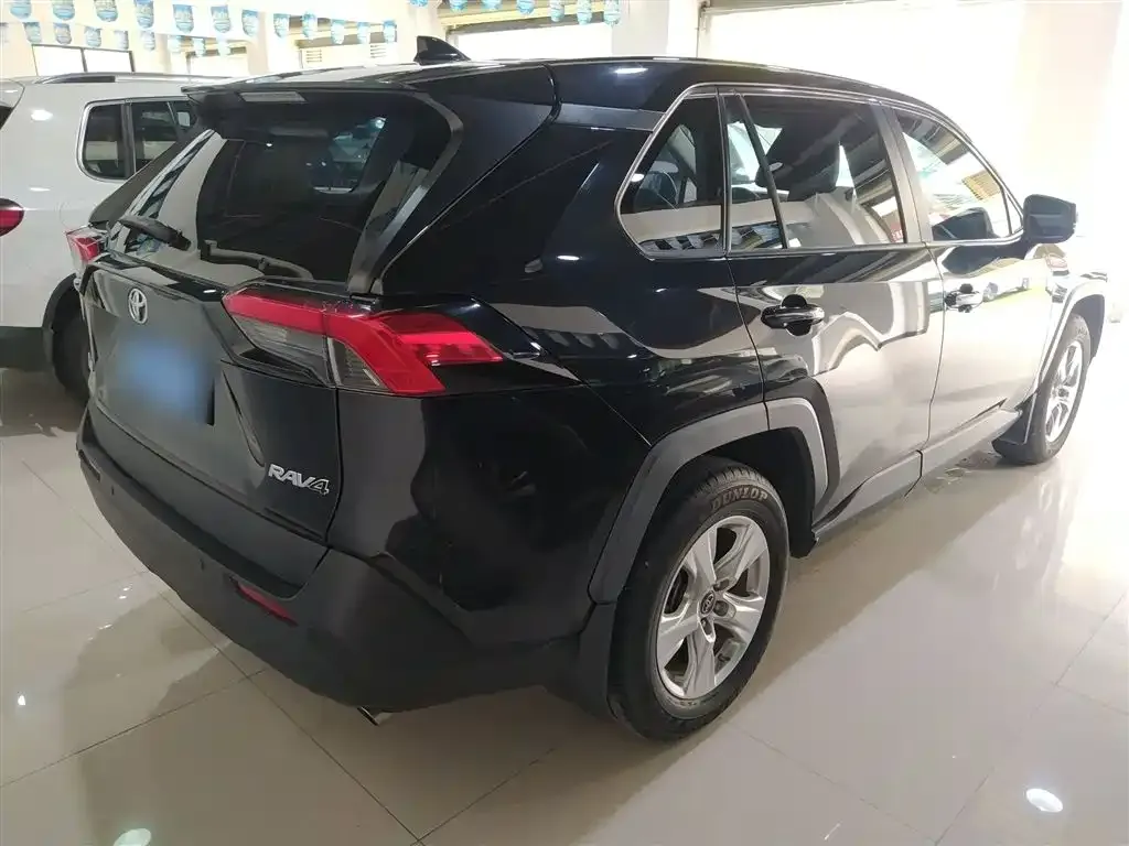 Toyota RAV4 2021 из CN, фото 9