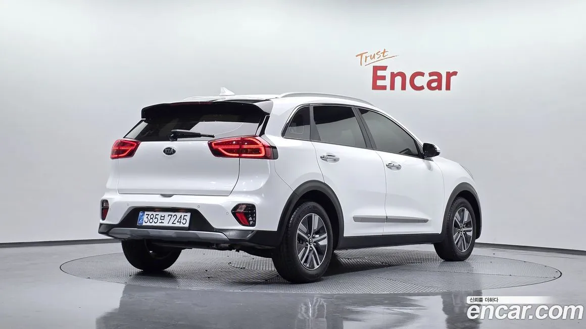 Kia Niro — фото 4