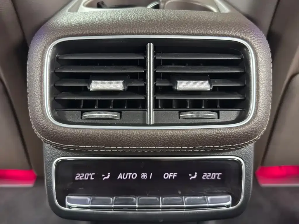 Mercedes-Benz GLS — фото 2
