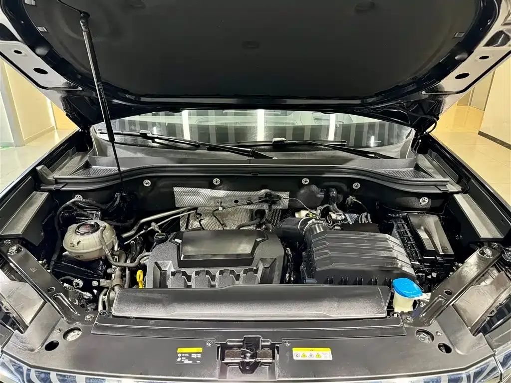 Volkswagen Teramont X 2024 из CN, фото 10