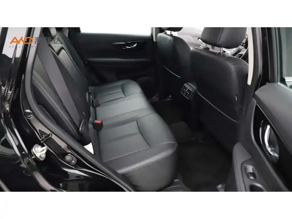 Nissan X-Trail 2023 из CN, фото 8