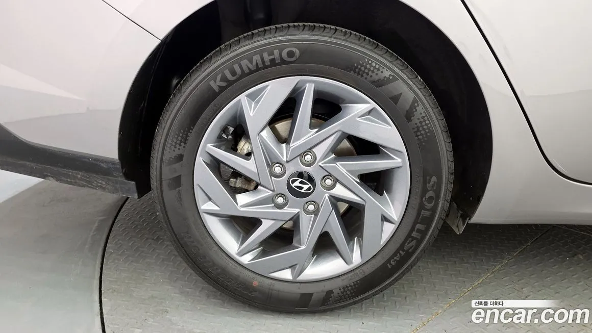 Hyundai AVANTE — фото 7