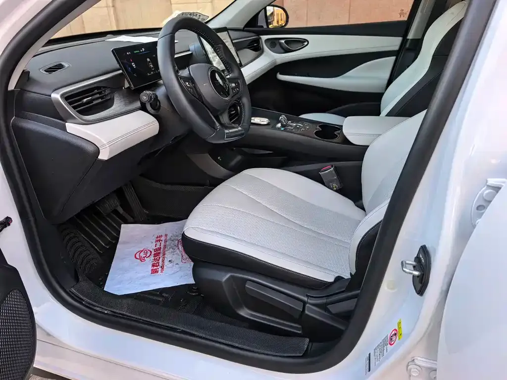BYD Seal 05 DM-i 2025 из CN, фото 2
