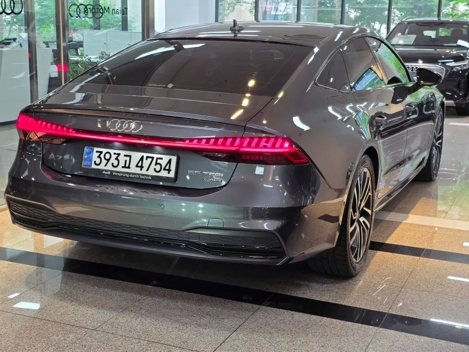 Audi A7 — фото 10
