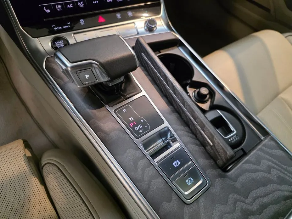 Audi A7 — фото 7