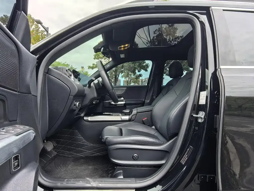 Mercedes-Benz GLB 2021 из CN, фото 4