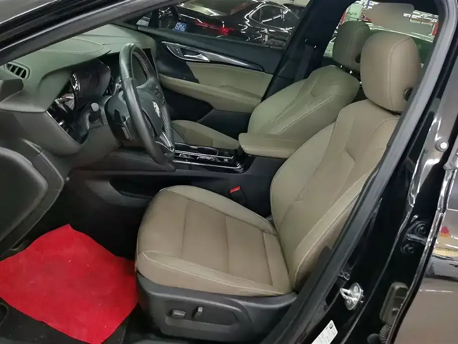 Buick Envision Plus — фото 2
