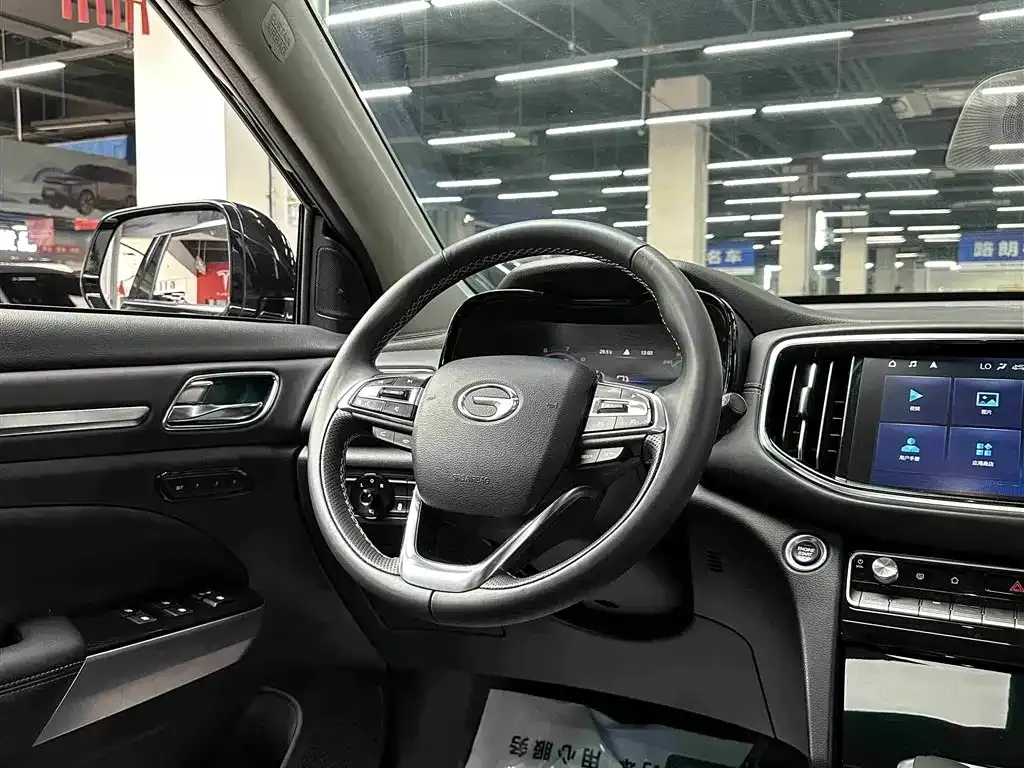 GAC Motor Trumpchi GS8 — фото 8