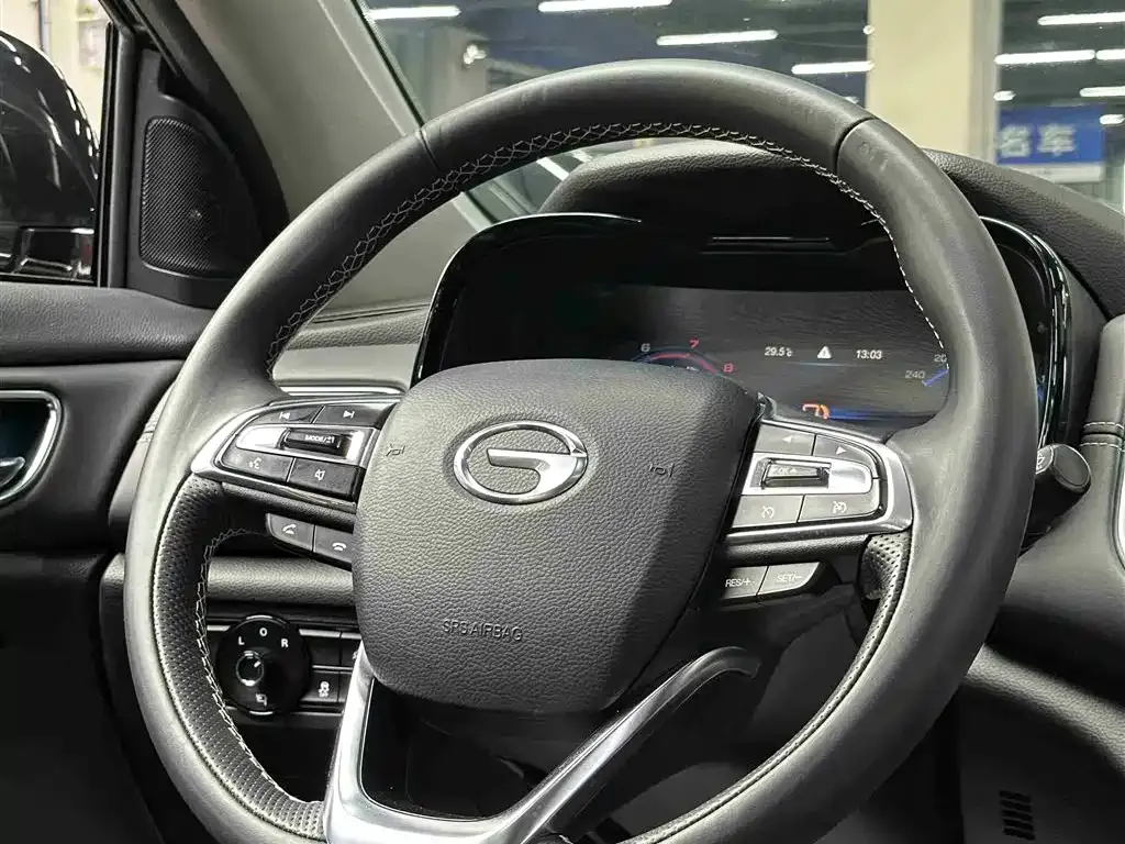 GAC Motor Trumpchi GS8 — фото 7