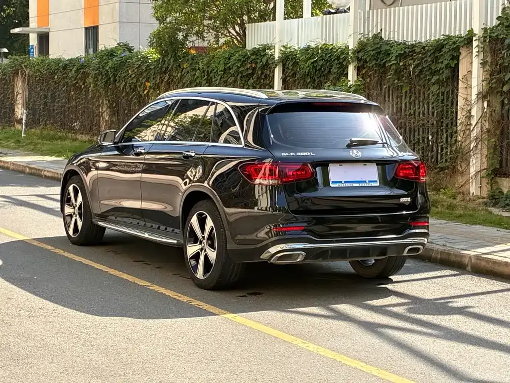 Mercedes-Benz GLC — фото 10