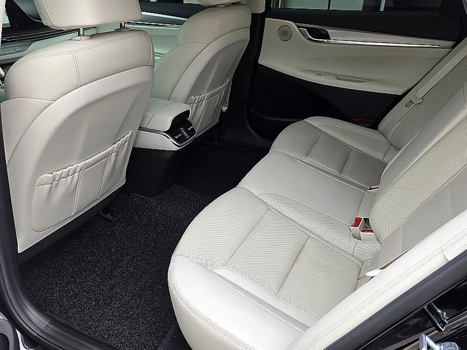 Hyundai Grandeur 2022 из KR, фото 4