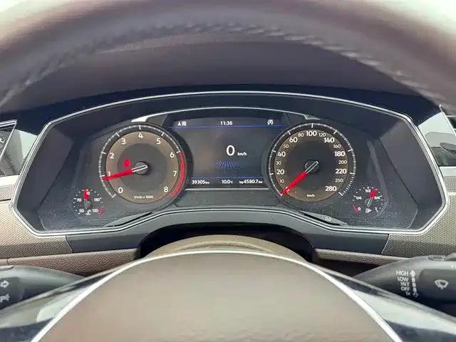 Volkswagen Phideon 2023 из CN, фото 3