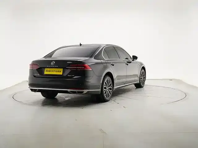 Volkswagen Phideon 2023 из CN, фото 6