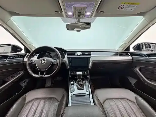 Volkswagen Phideon 2023 из CN, фото 7