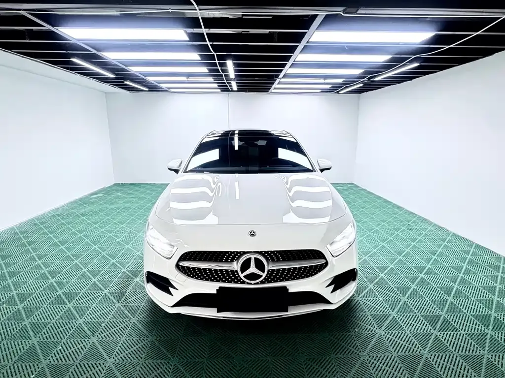 Mercedes-Benz A-Class — фото 8