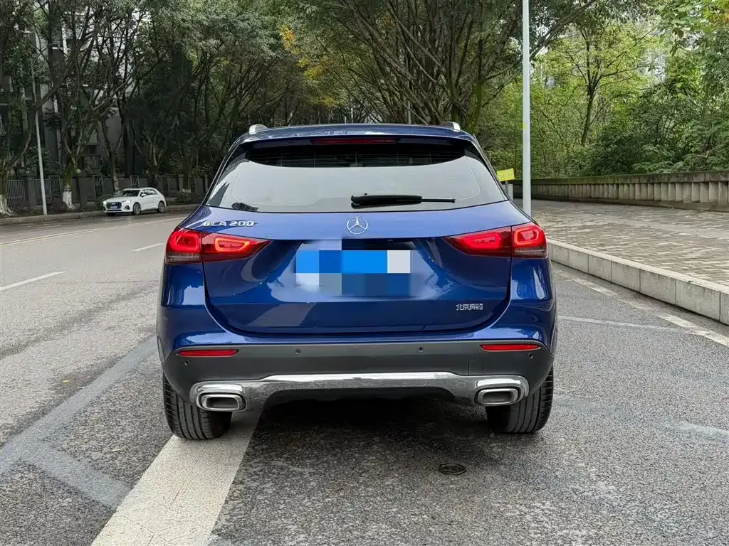 Mercedes-Benz GLA — фото 8