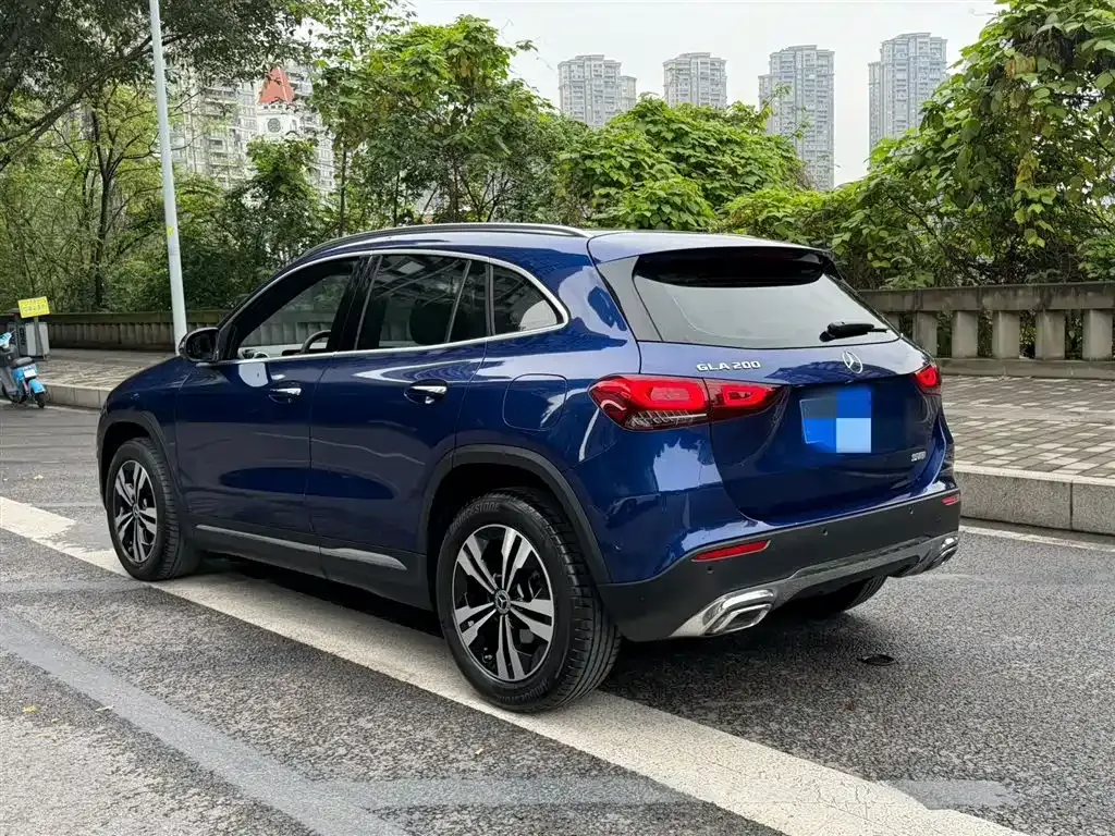 Mercedes-Benz GLA — фото 6
