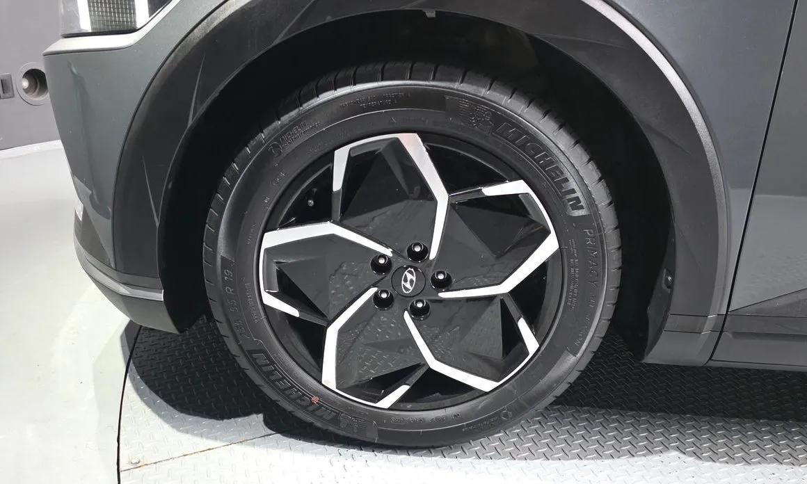 Hyundai Ioniq5 — фото 10