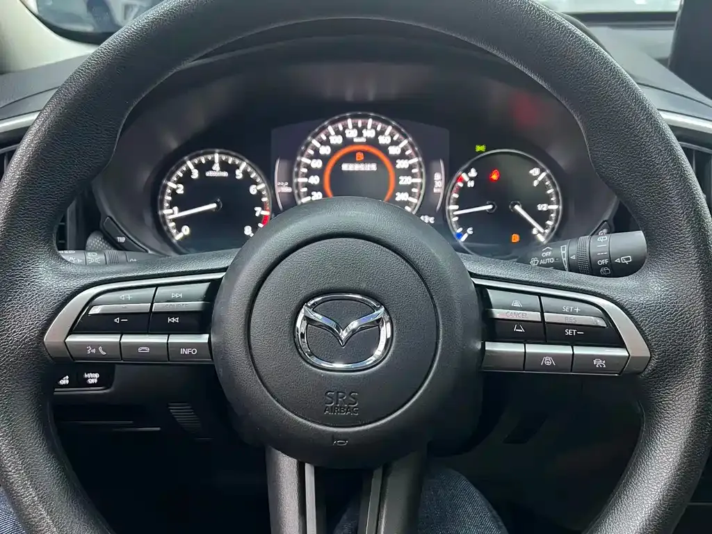 Mazda CX-50 2023 из CN, фото 9