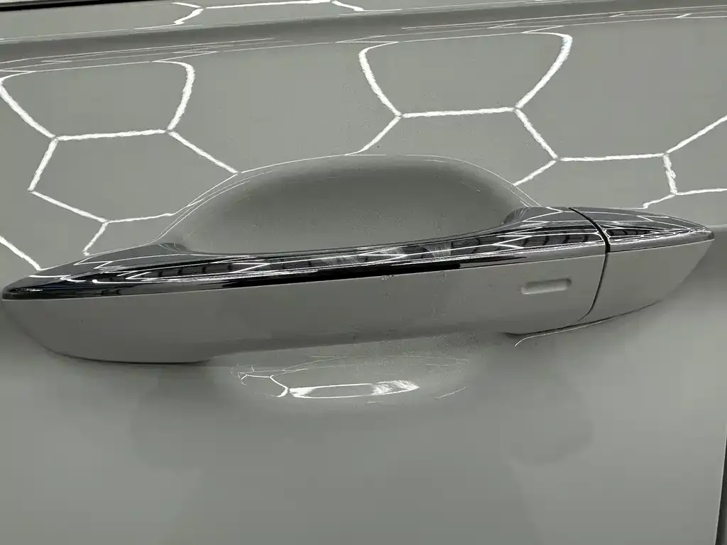 Volkswagen Tiguan L 2022 из CN, фото 2