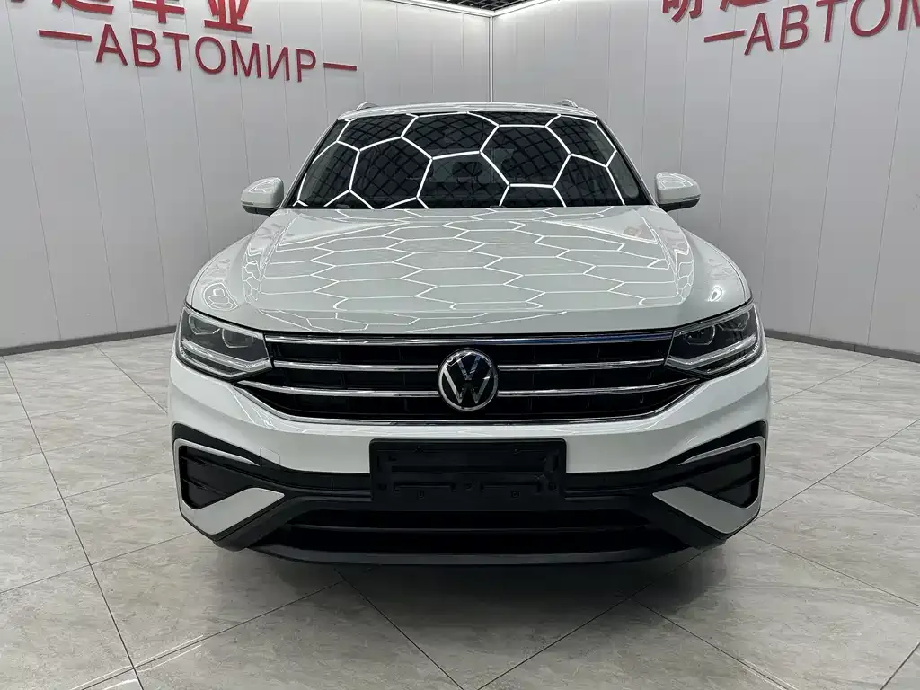 Volkswagen Tiguan L 2022 из CN, фото 6