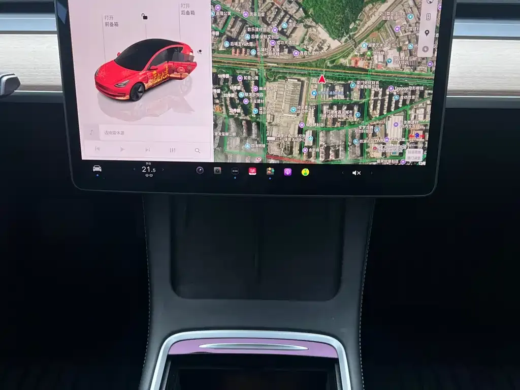 Tesla Model 3 — фото 5