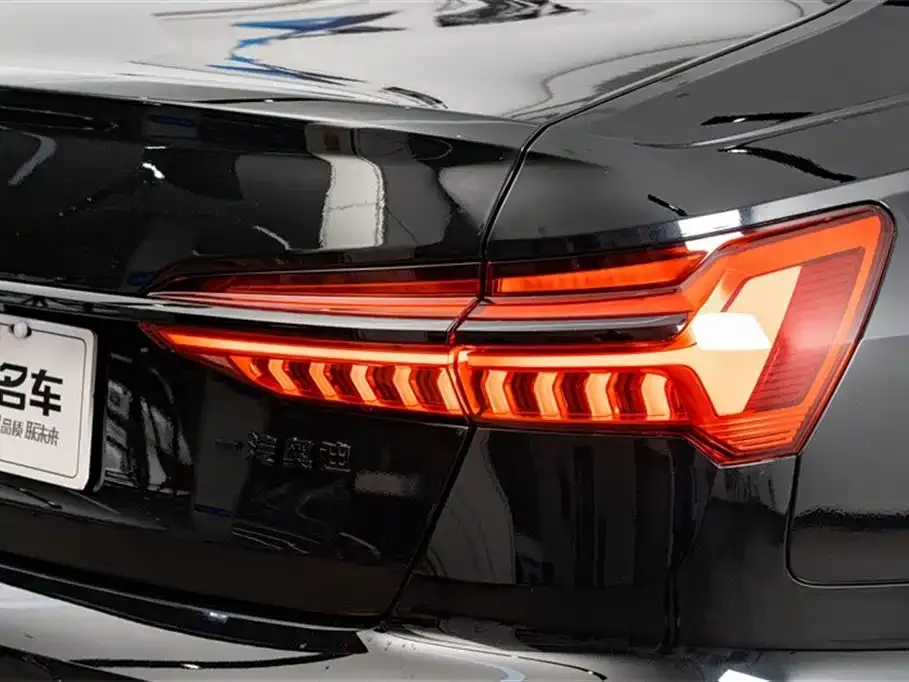 Audi A6L 2025 из CN, фото 8