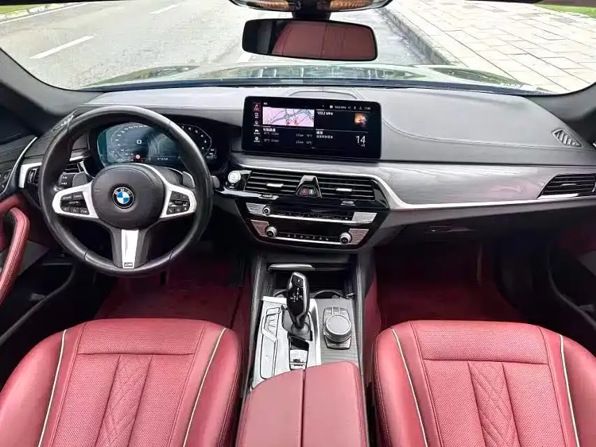 BMW 5 Series — фото 3