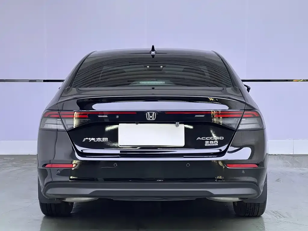 Honda Accord 2024 из CN, фото 4