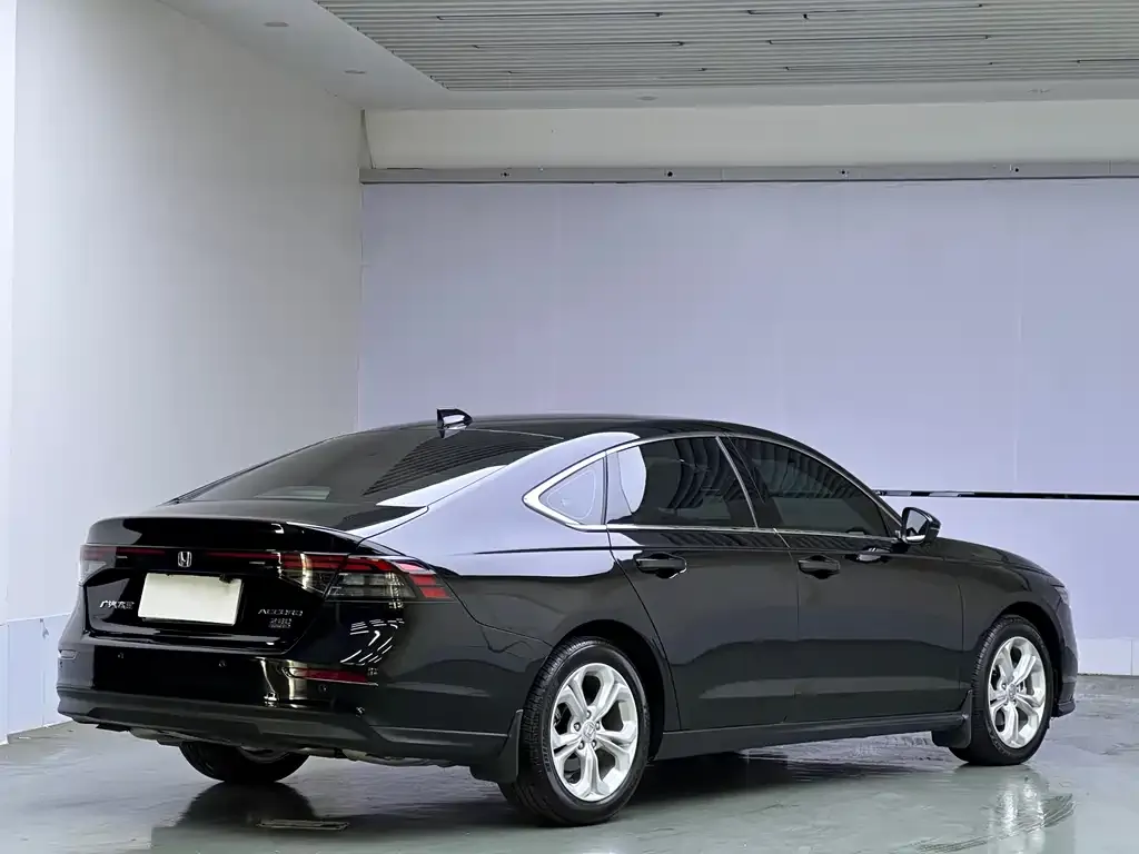 Honda Accord 2024 из CN, фото 2