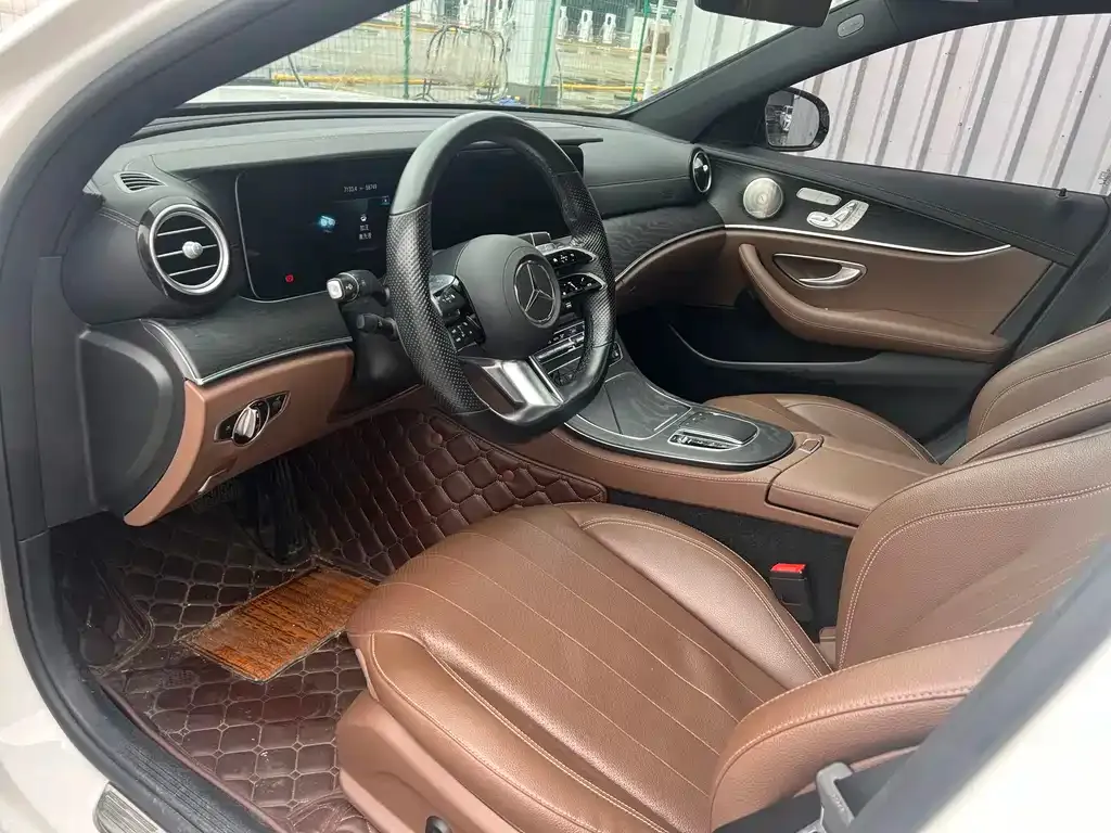 Mercedes-Benz E-Class (Import) — фото 8