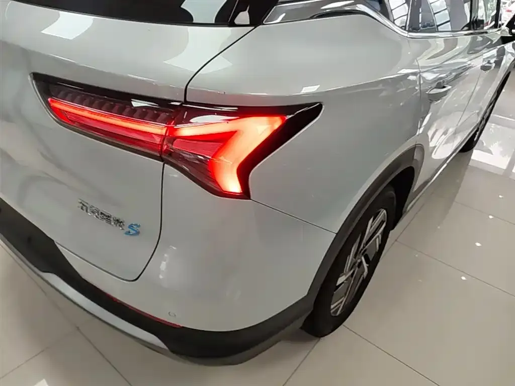 Wuling Xingguang S — фото 6